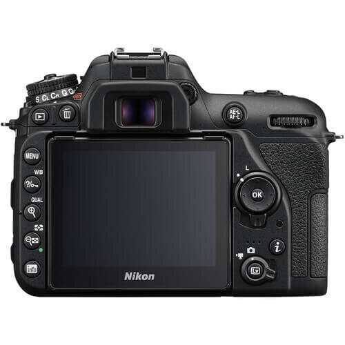 Nikon%20D7500%2018-140%20MM%20AF-S%20DX%20ED%20VR%20DSLR%20Fotoğraf%20Makinesi%20(Nikon%20Türkiye%20Garantili)
